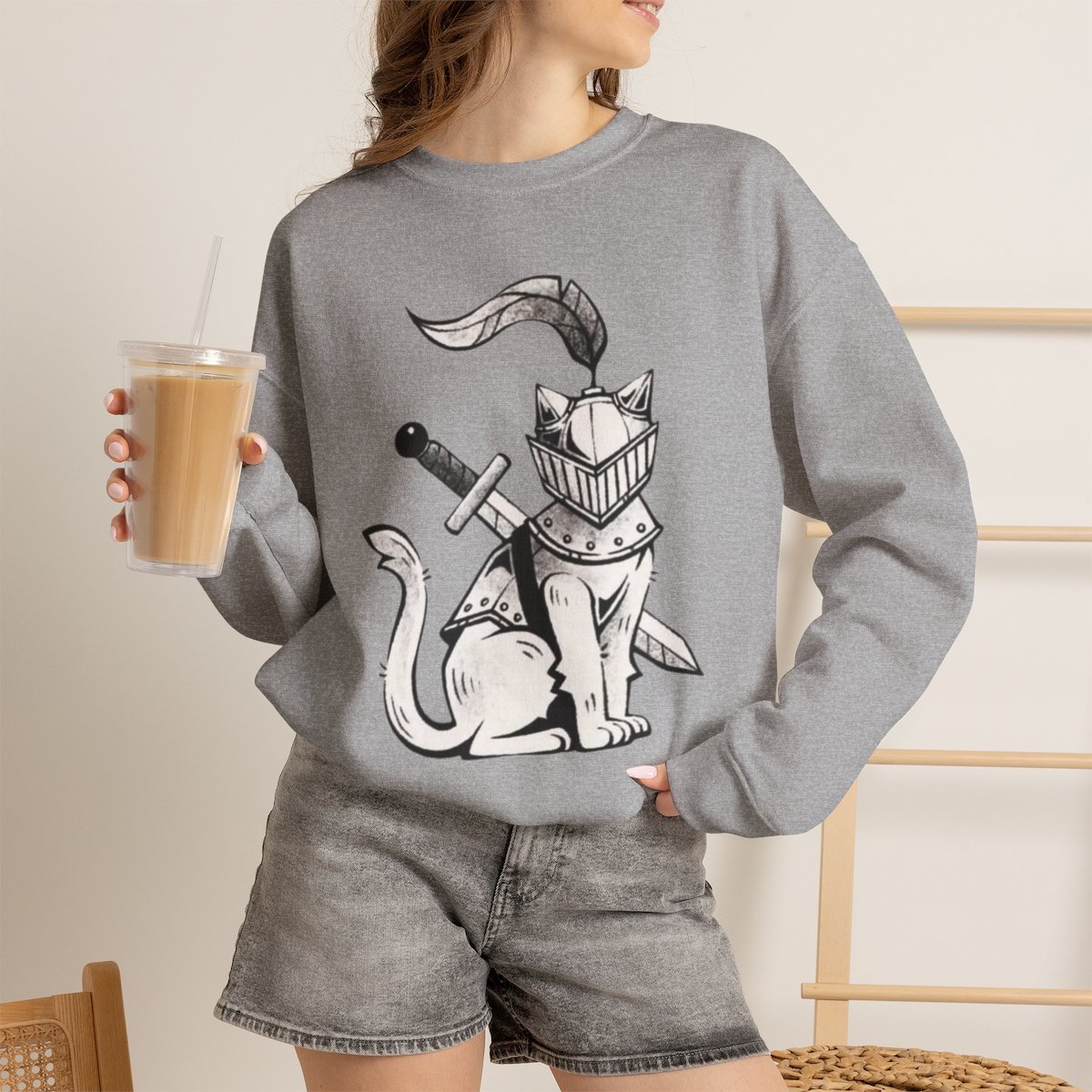 Unisex Medieval Knight Cat Sweatshirt - Cute Pet Lover Gift & Aesthetic Crewneck Sport Grey